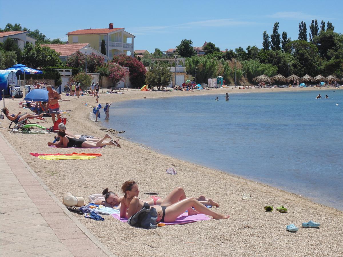 Hotel Beni Vrsi Luaran gambar